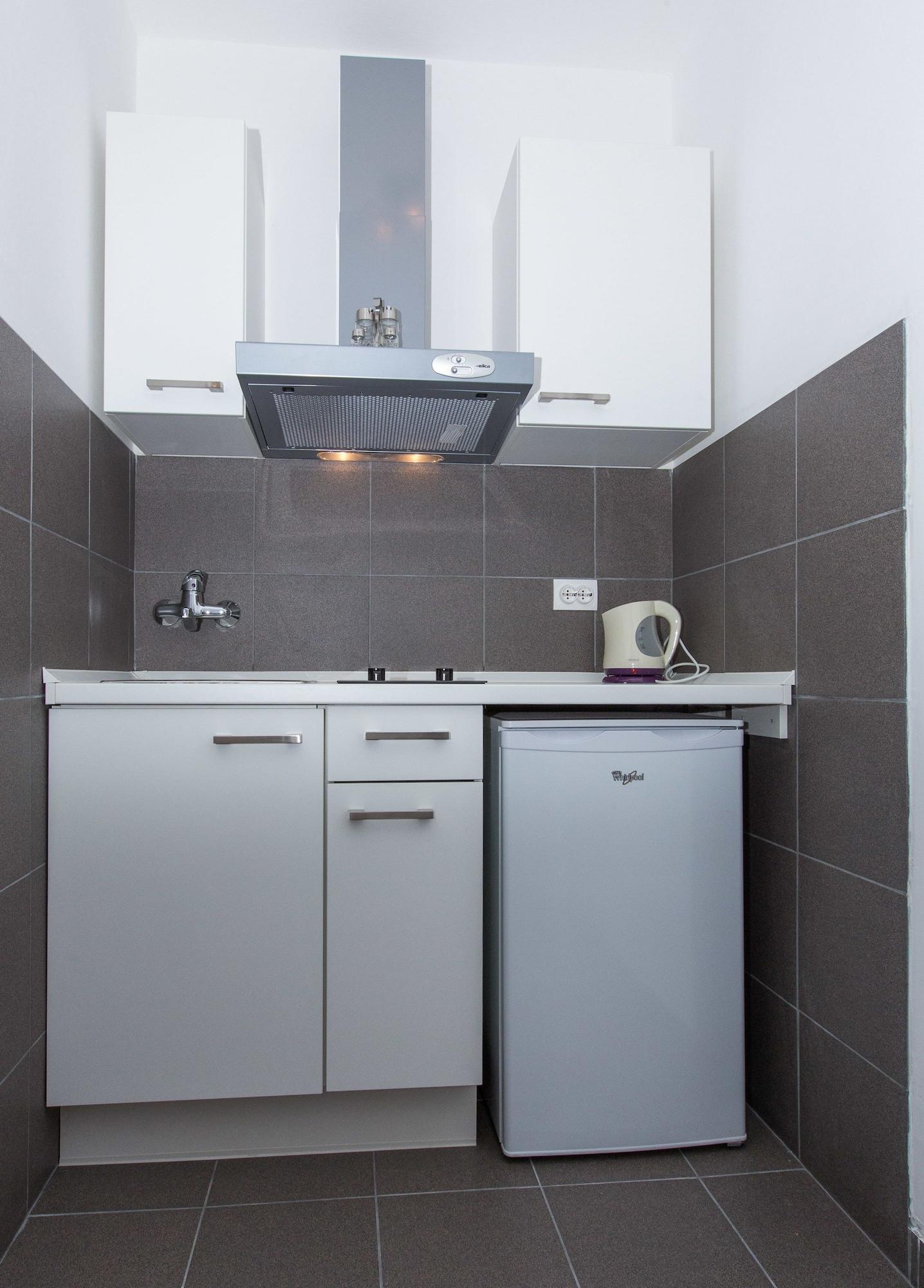 Apartment Roza *